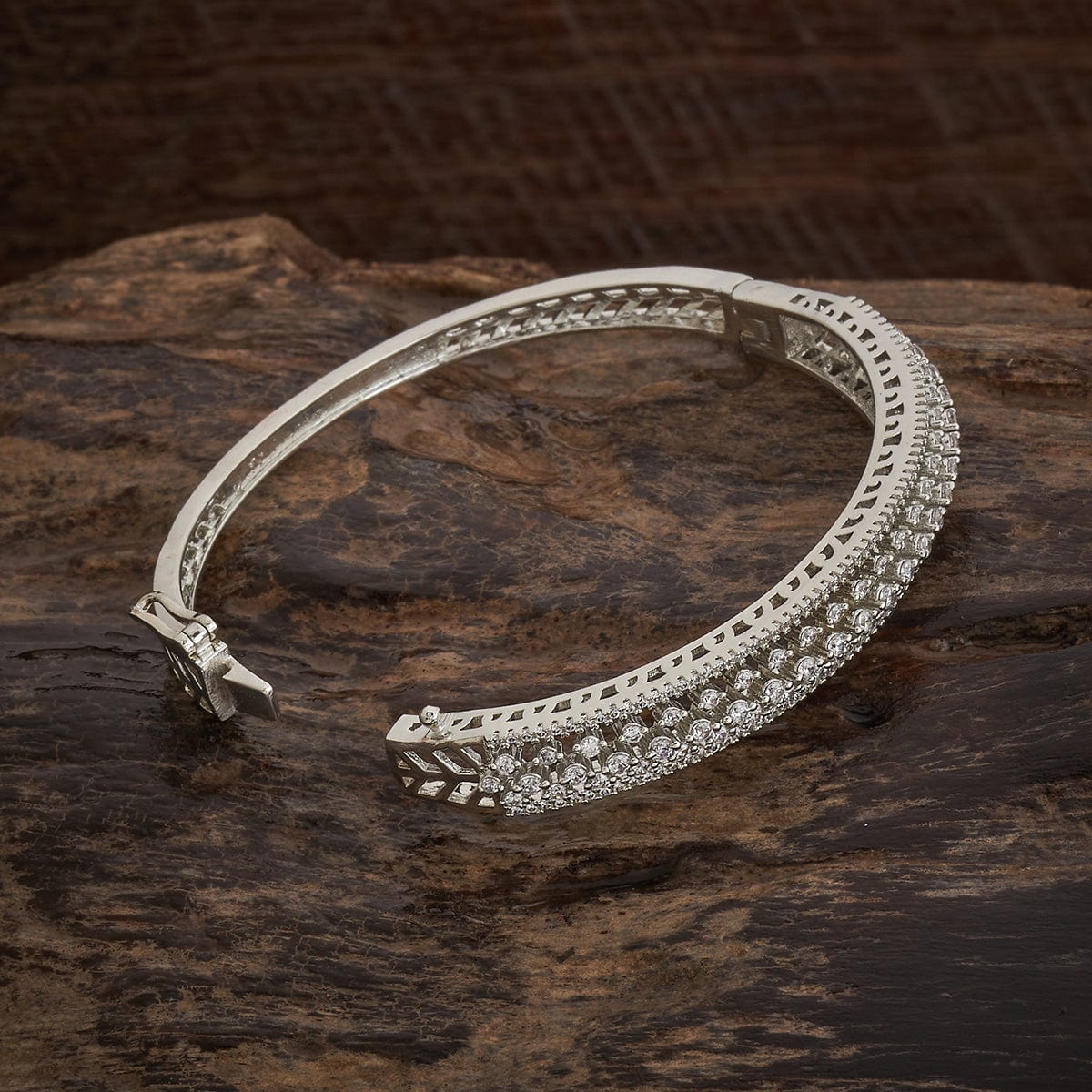 Zircon Kada Zircon Kada 182097