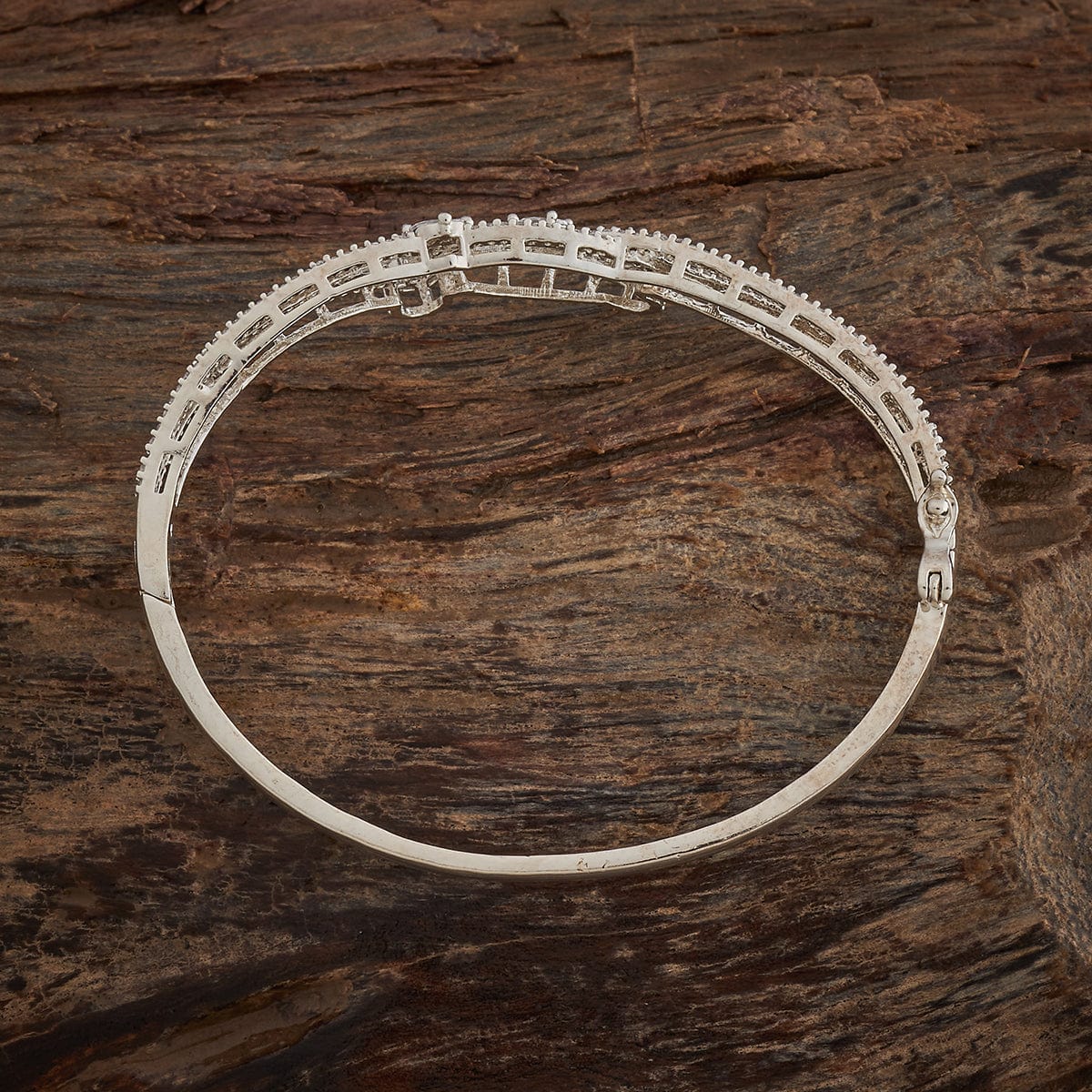 Zircon Kada Zircon Kada 182115