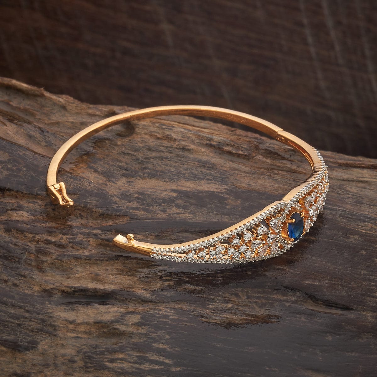 Zircon Kada Zircon Kada 182118