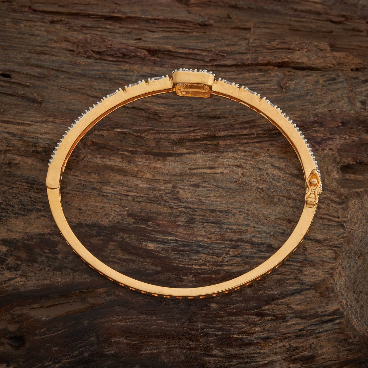 Zircon Kada Zircon Kada 182670