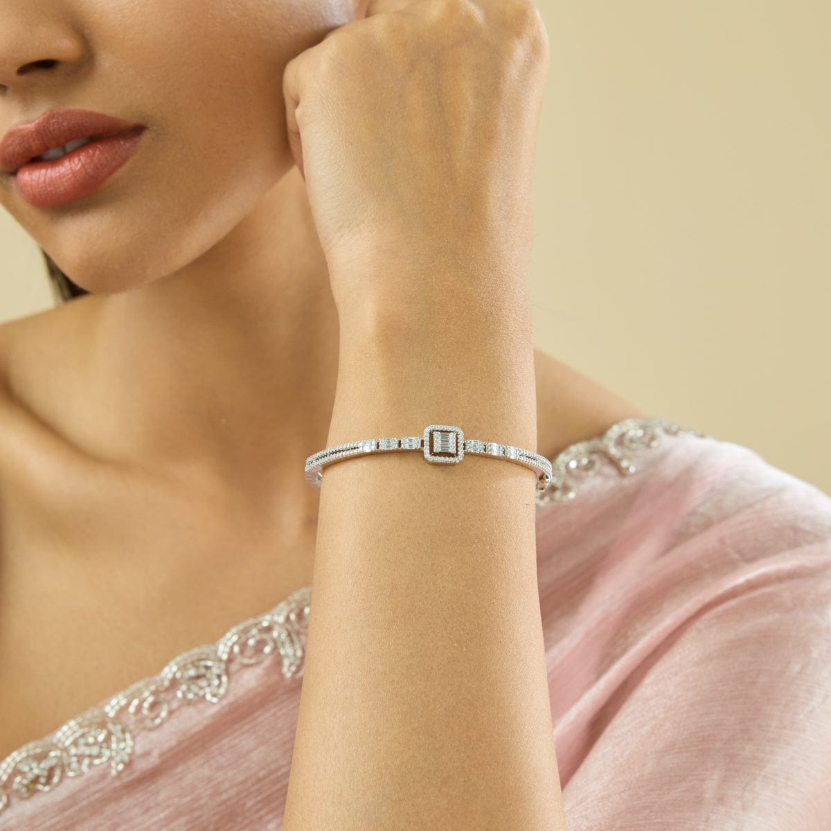 Zircon Kada Zircon Kada 182670