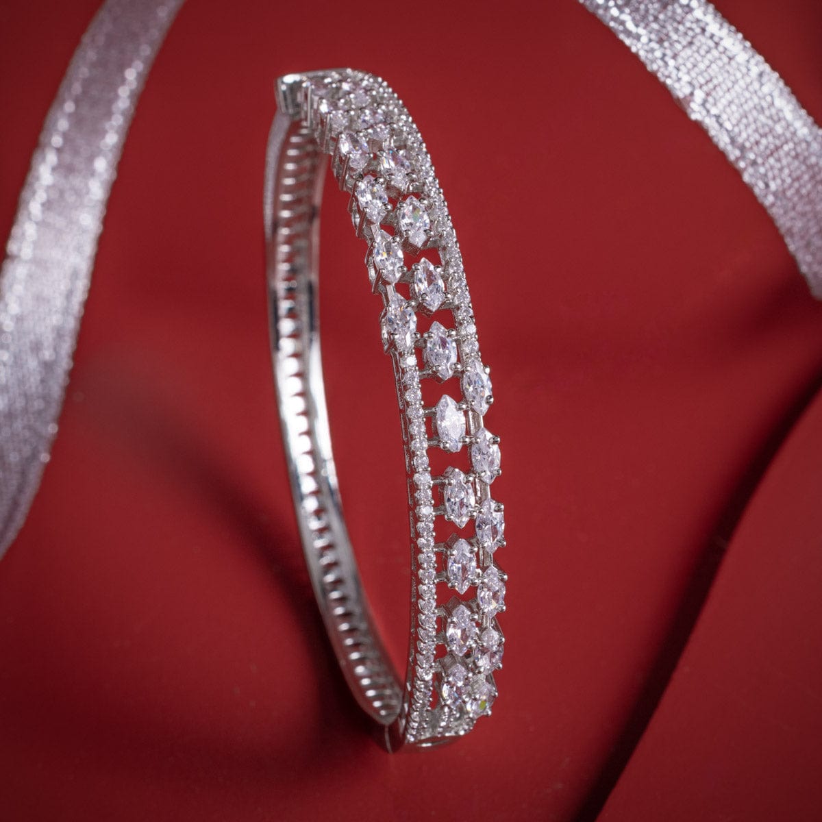 Zircon Kada Zircon Kada 184450