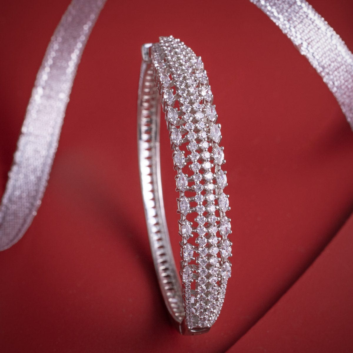 Zircon Kada Zircon Kada 184451