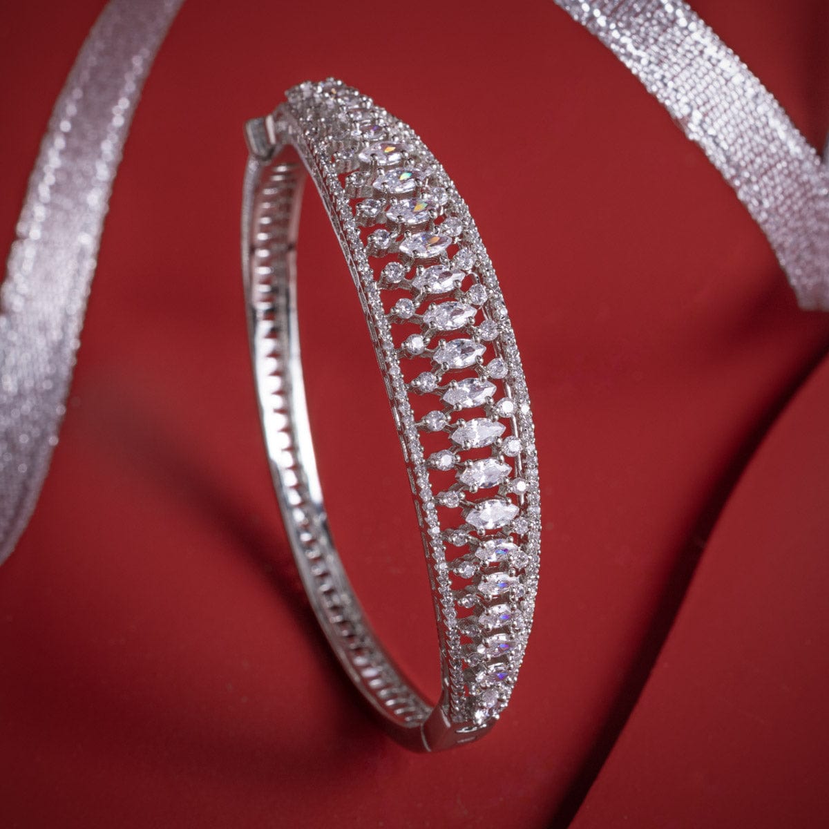 Zircon Kada Zircon Kada 184452