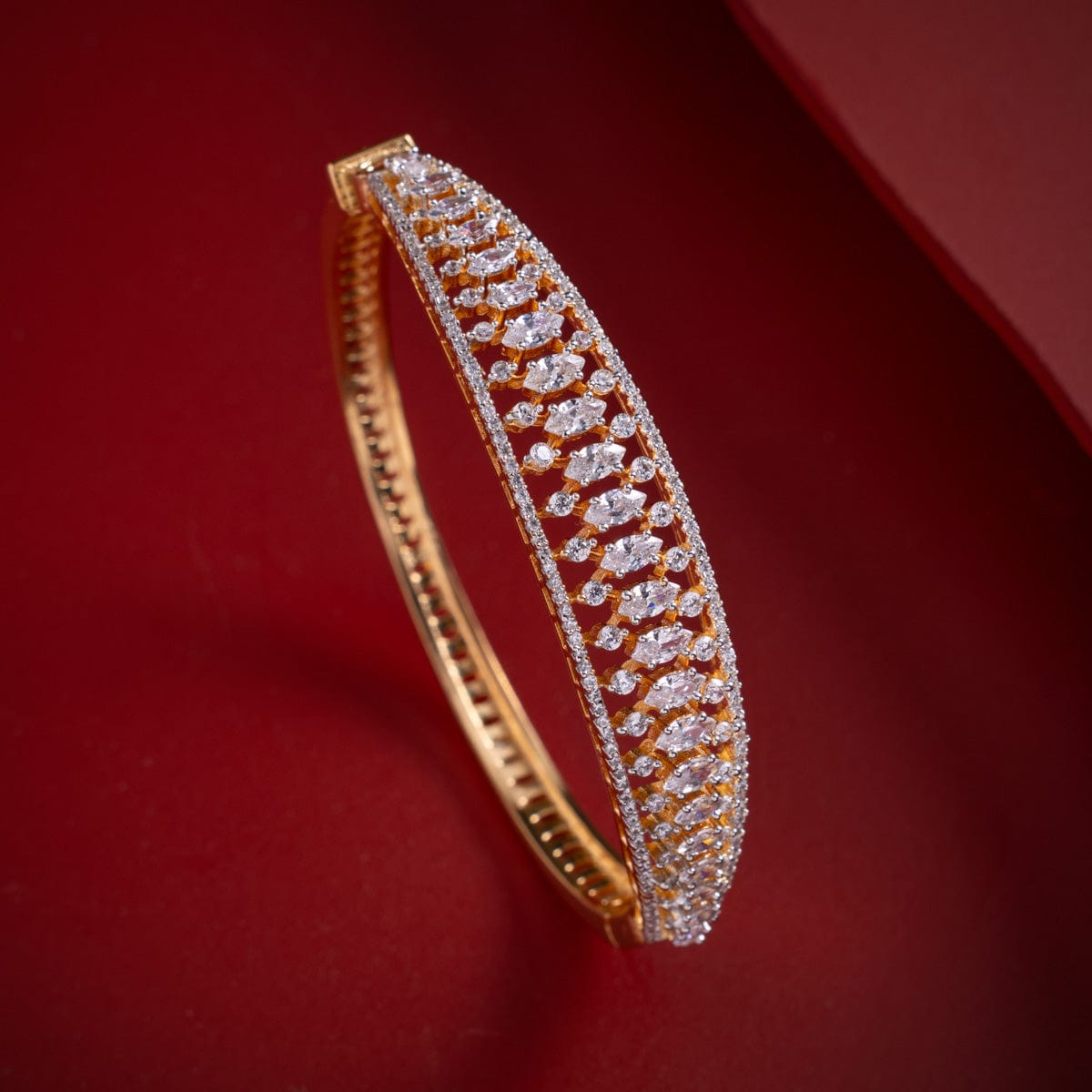 Zircon Kada Zircon Kada 184452