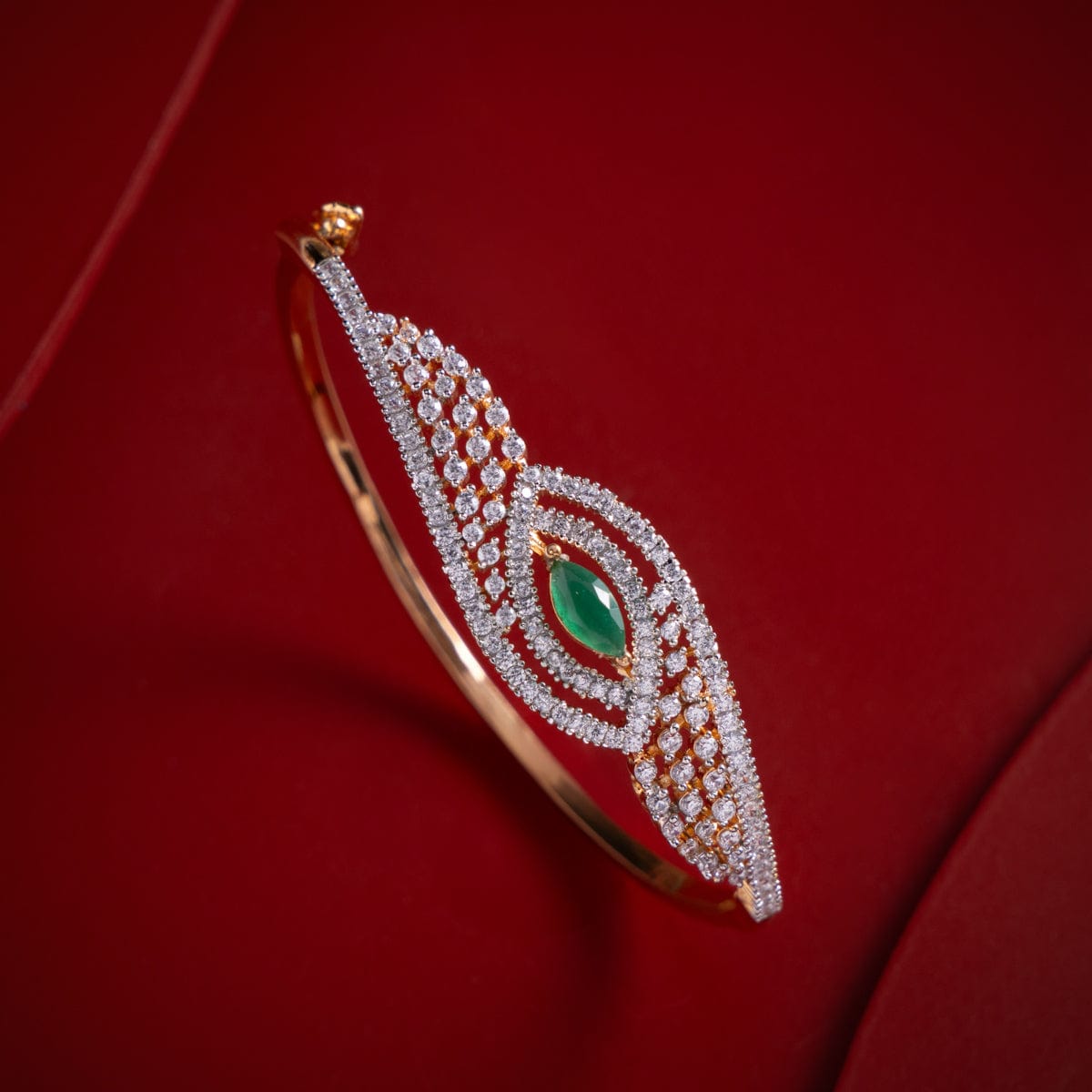 Zircon Kada Zircon Kada 184457