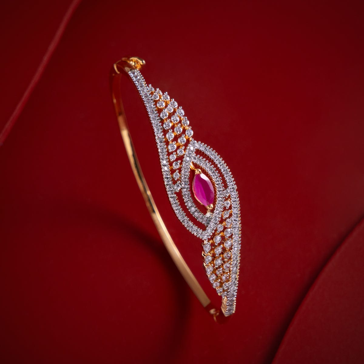 Zircon Kada Zircon Kada 184457