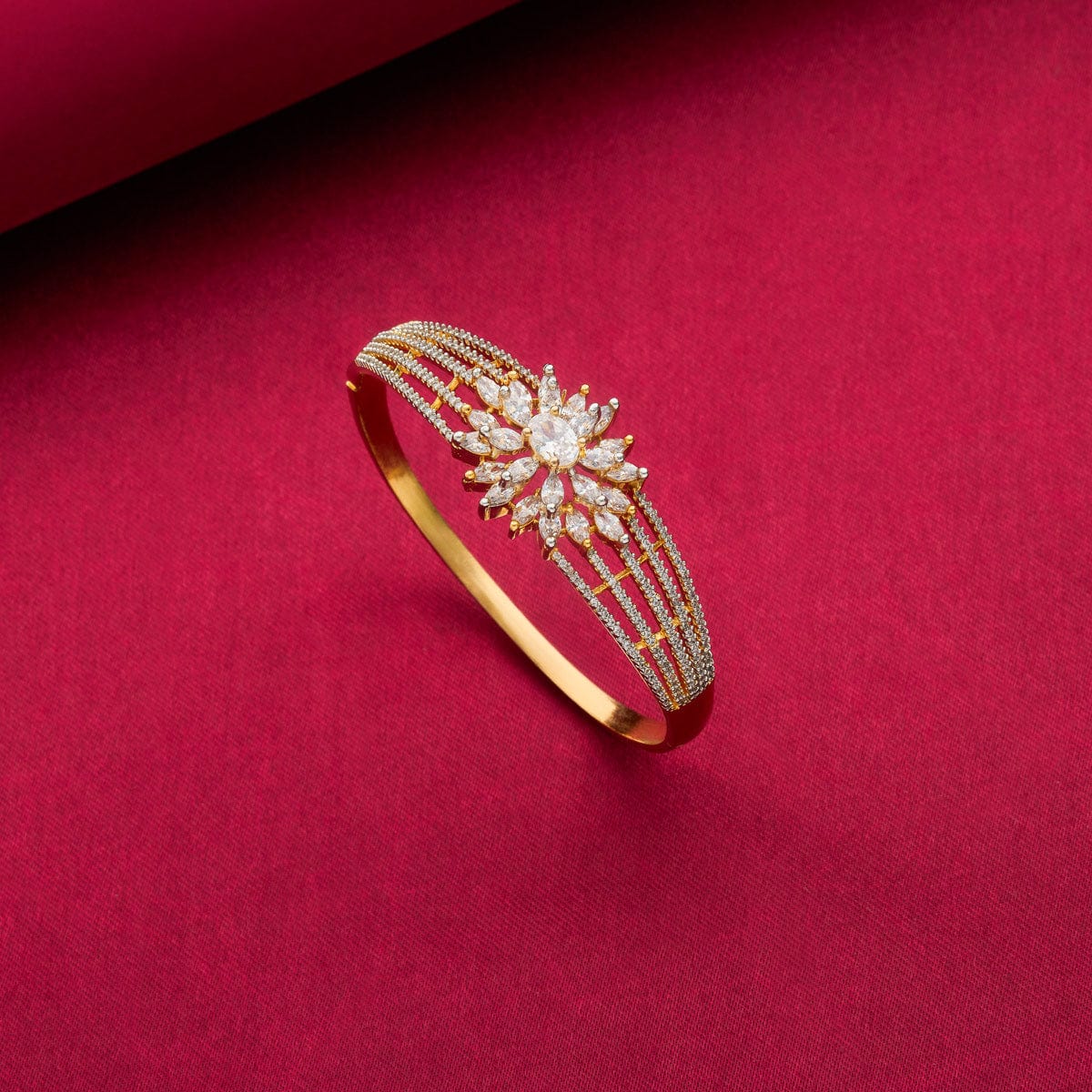 Zircon Kada Zircon Kada 184680