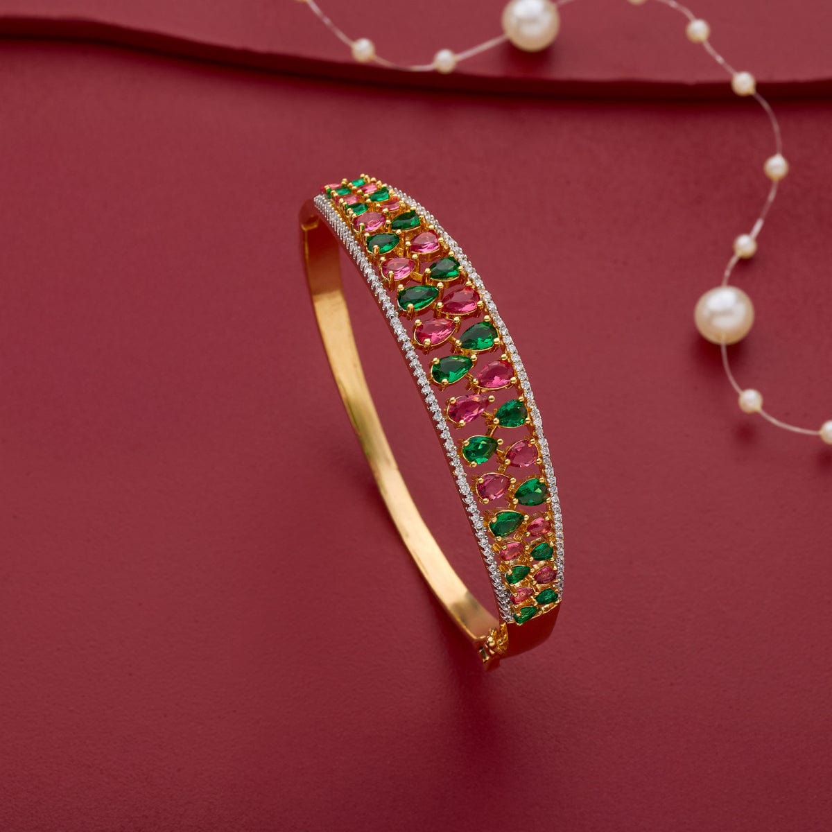 Zircon Kada Zircon Kada 184683