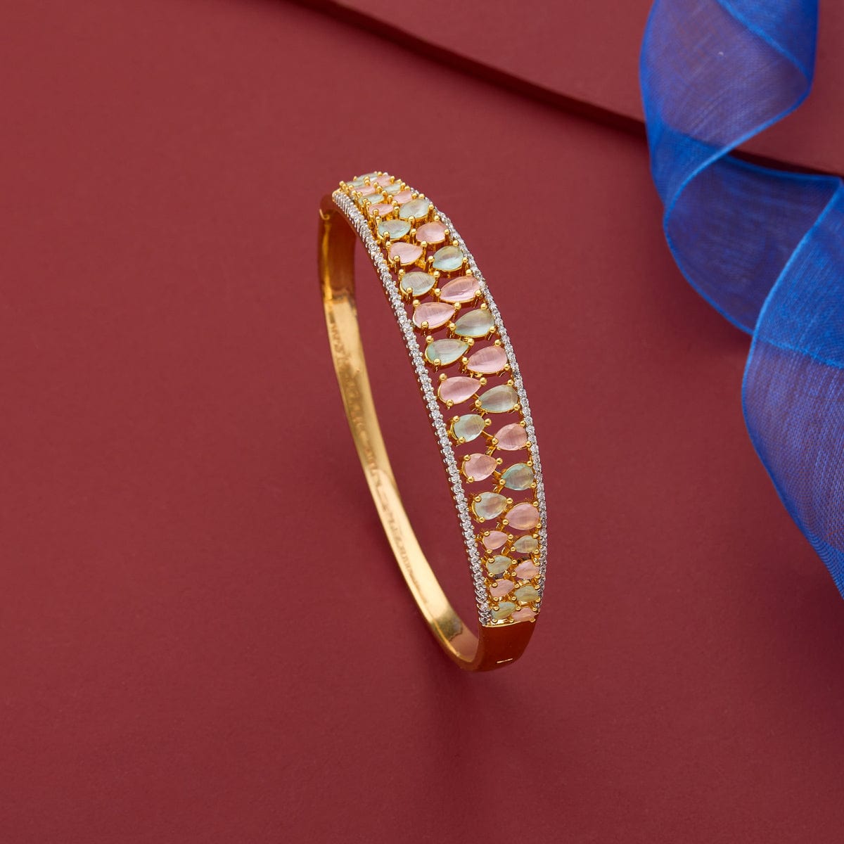 Zircon Kada Zircon Kada 184683