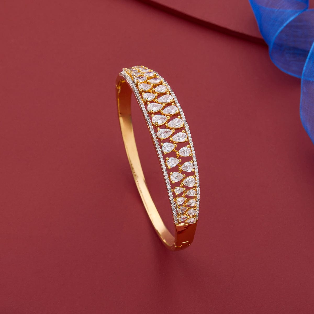 Zircon Kada Zircon Kada 184683