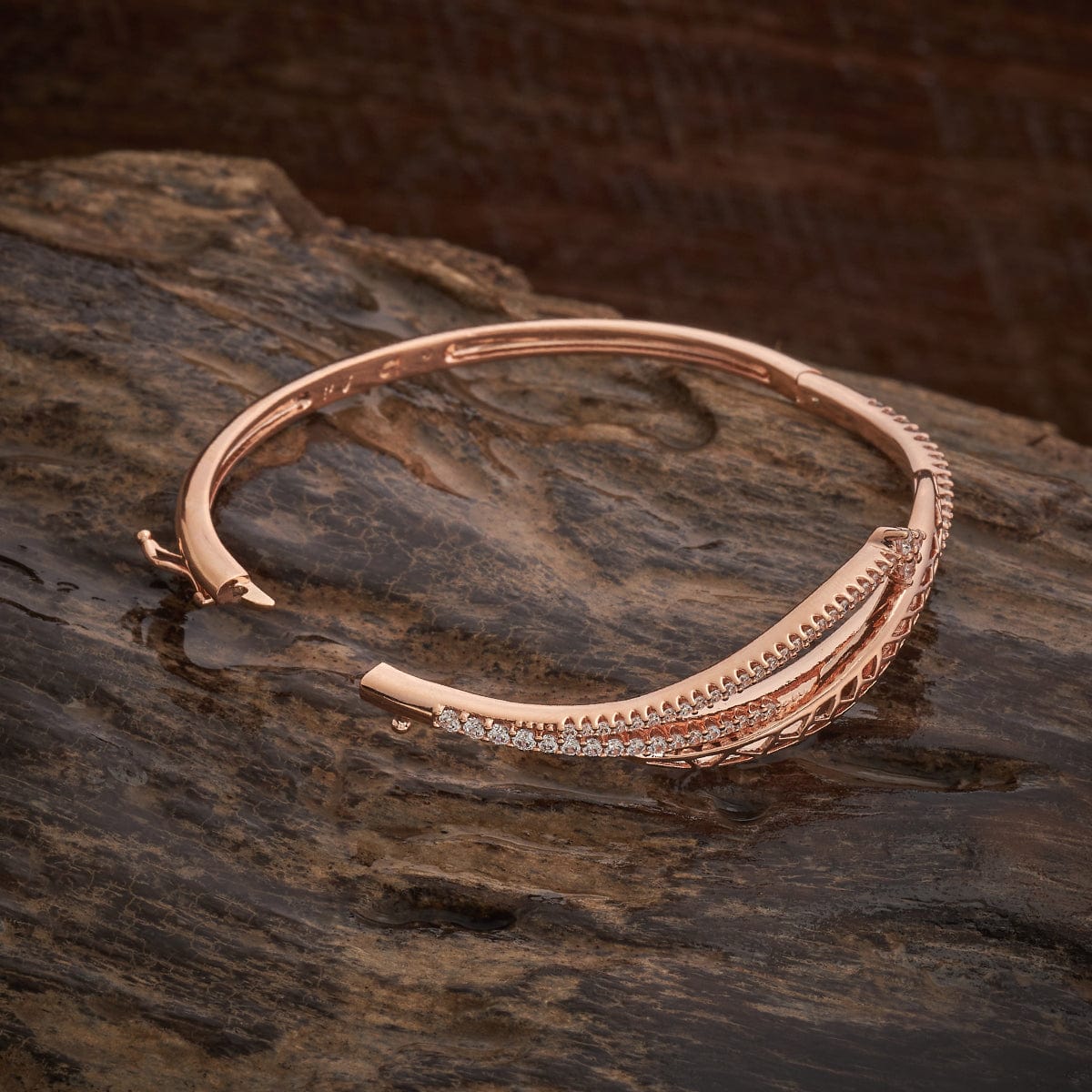 Zircon Kada Zircon Kada 184726