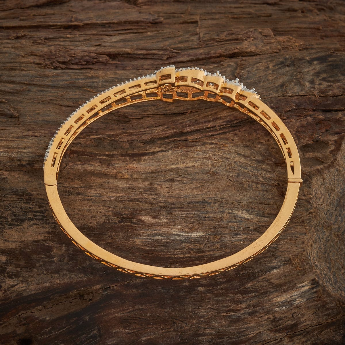 Zircon Kada Zircon Kada 184895