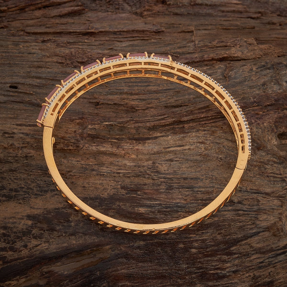 Zircon Kada Zircon Kada 184896