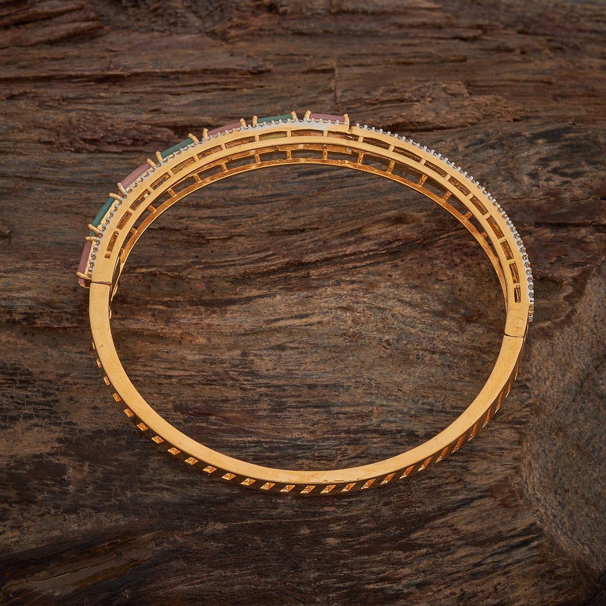 Zircon Kada Zircon Kada 184896