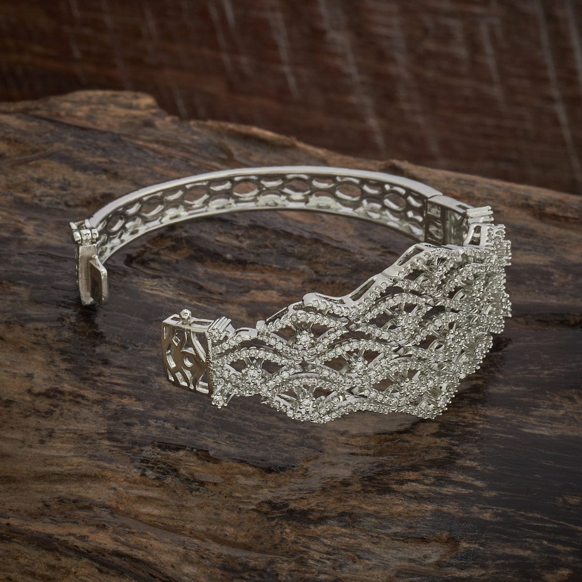 Zircon Kada Zircon Kada 184898