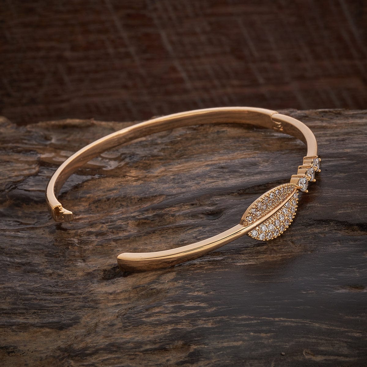 Zircon Kada Zircon Kada 186990