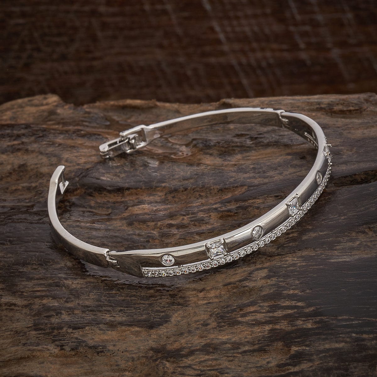 Zircon Kada Zircon Kada 186993