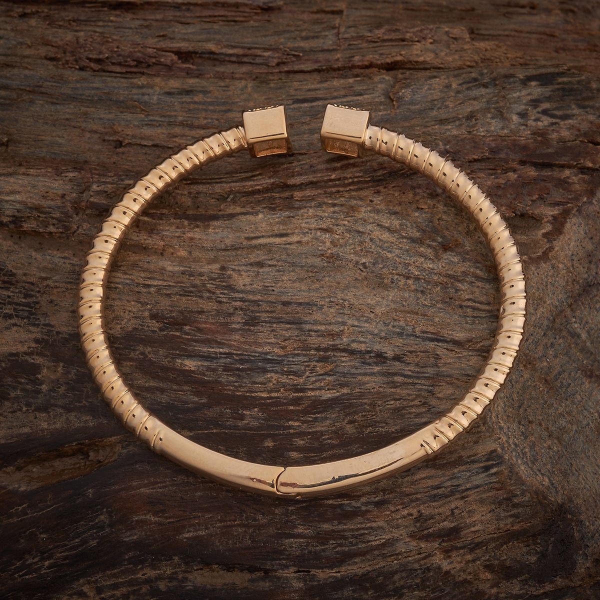 Zircon Kada Zircon Kada 187023