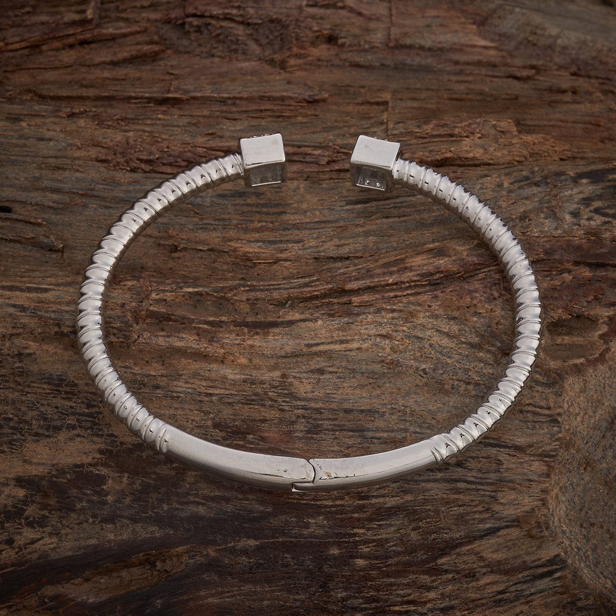 Zircon Kada Zircon Kada 187023