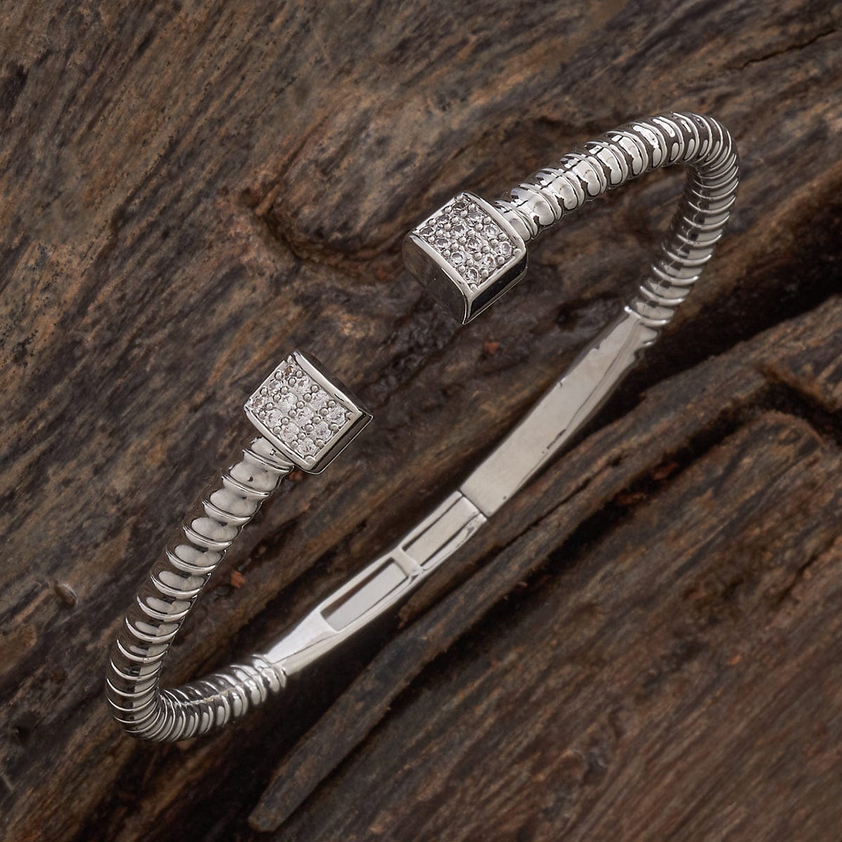 Zircon Kada Zircon Kada 187023