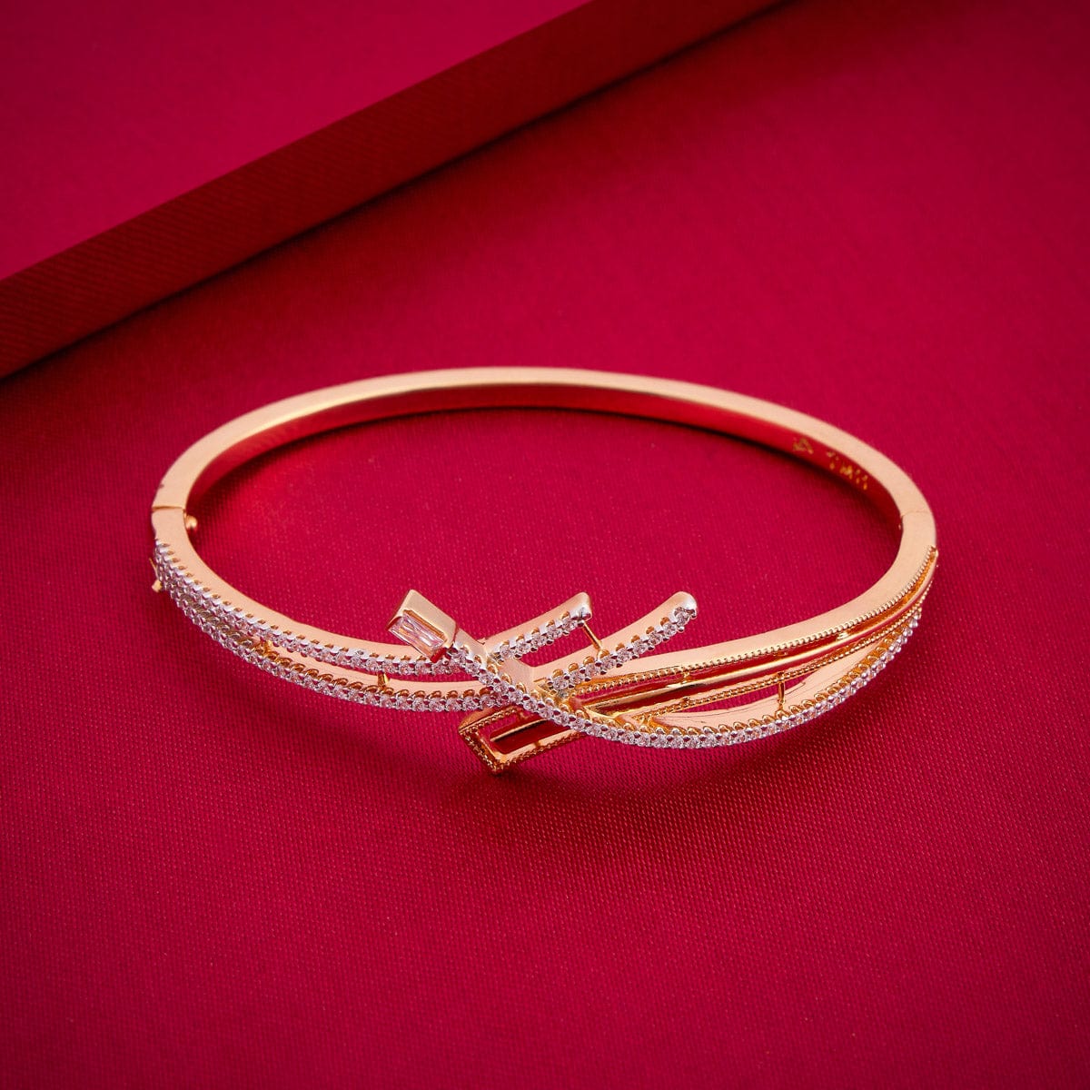 Zircon Kada Zircon Kada 187678