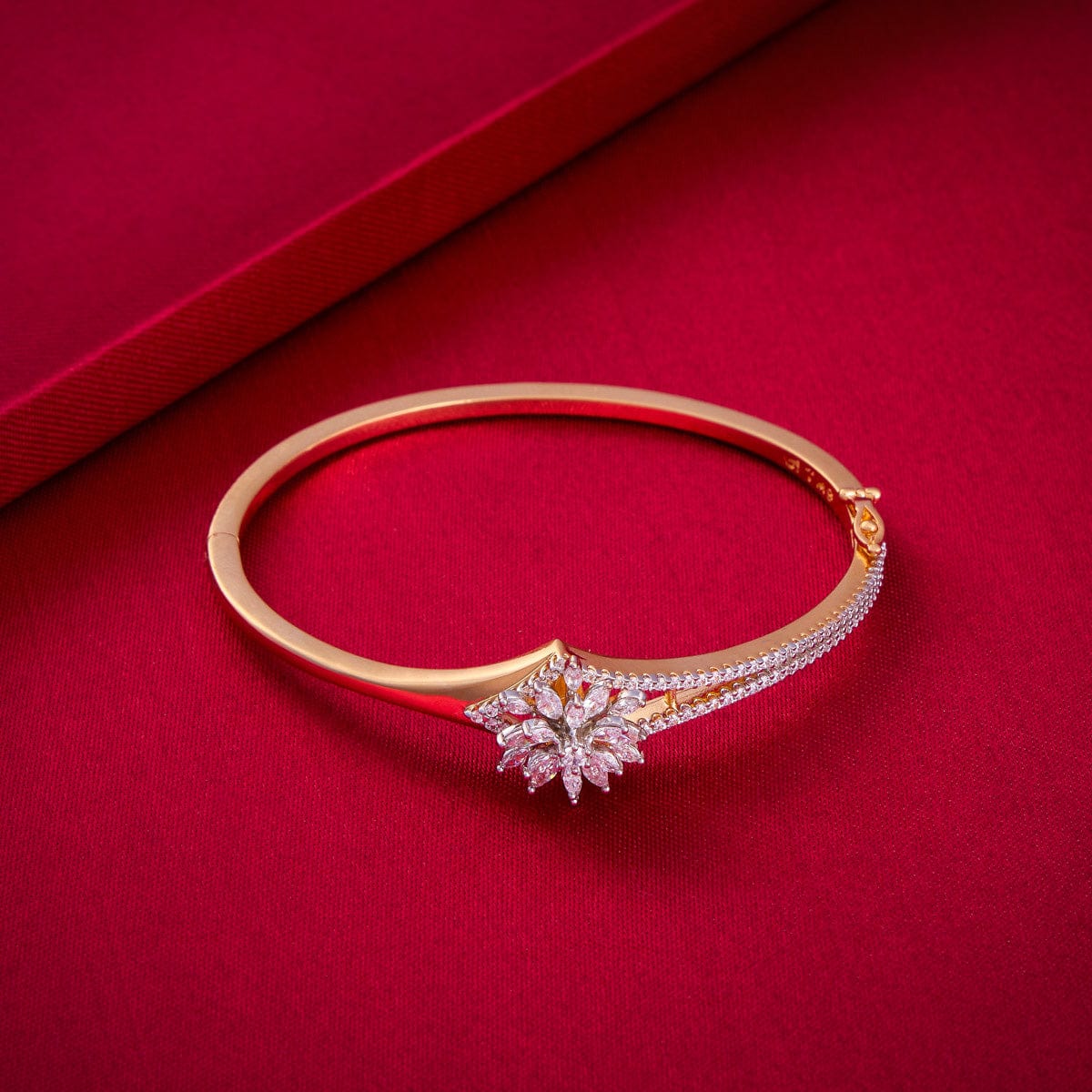 Zircon Kada Zircon Kada 187680