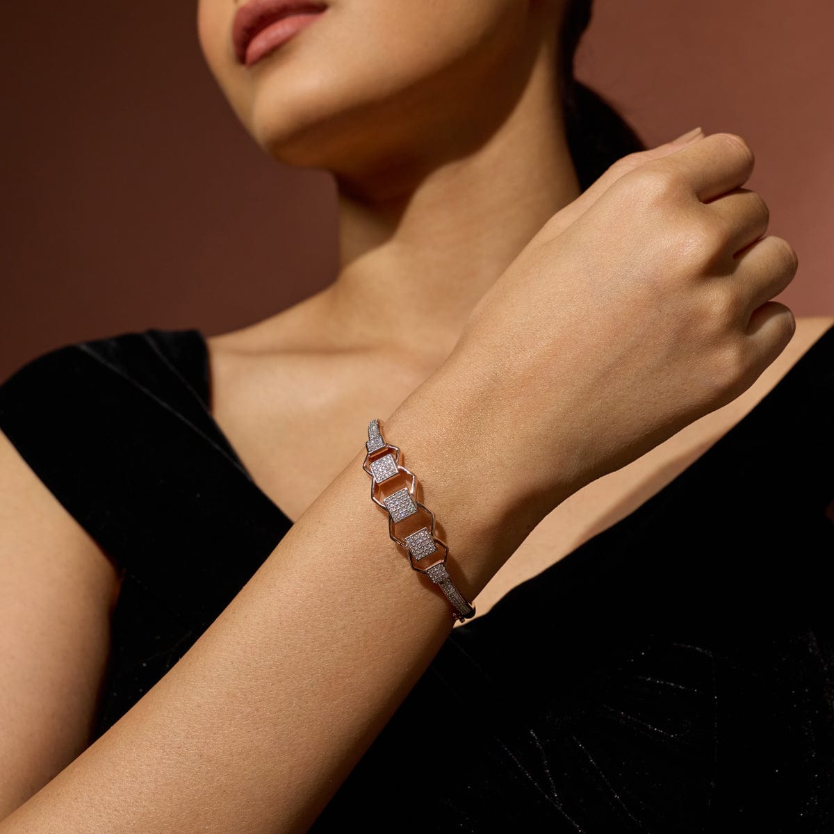 Zircon Kada Zircon Kada 187681