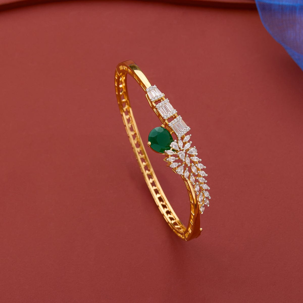 Zircon Kada Zircon Kada 187714