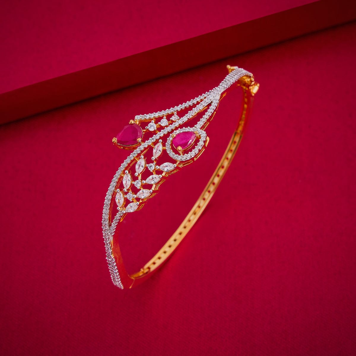 Zircon Kada Zircon Kada 187716