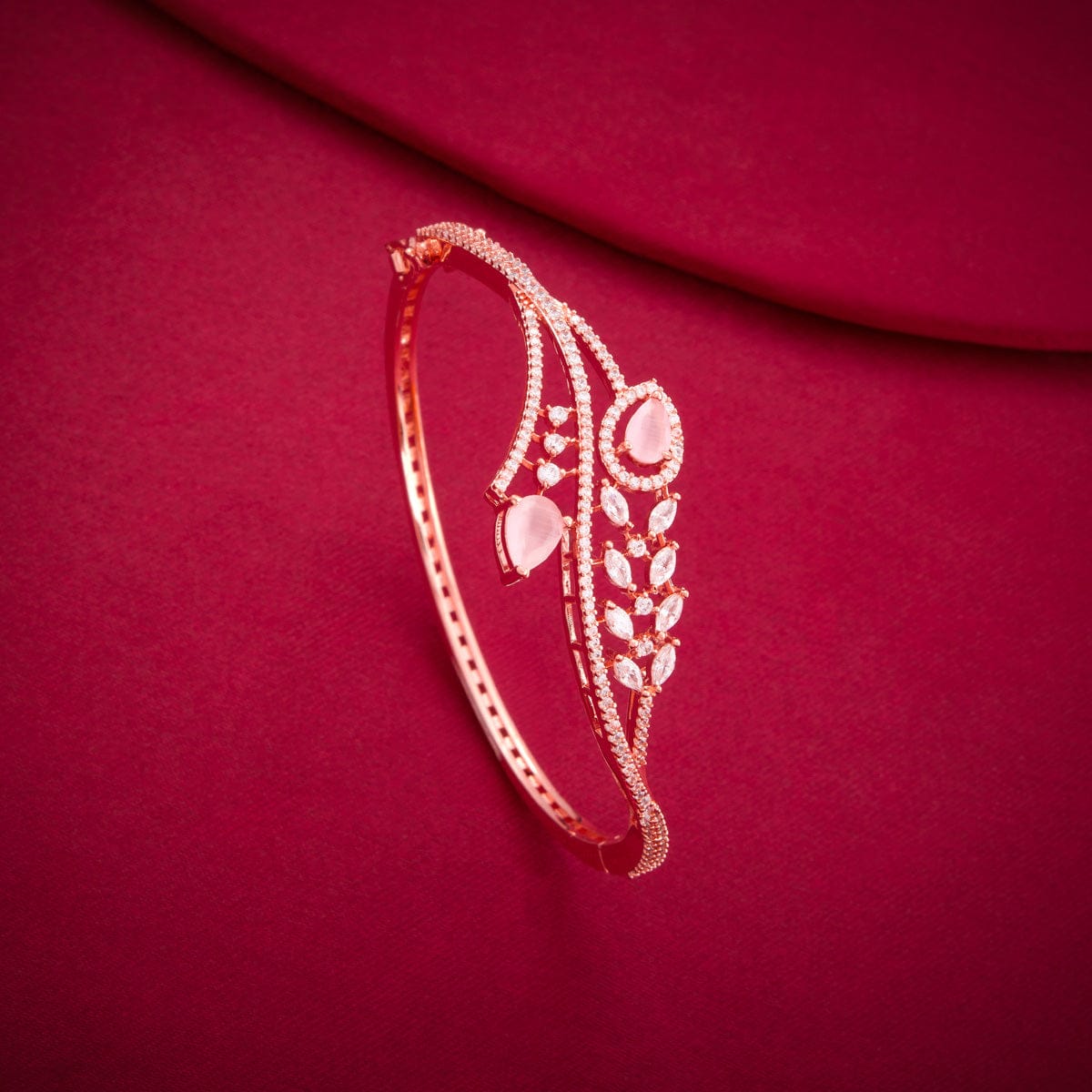 Zircon Kada Zircon Kada 187716