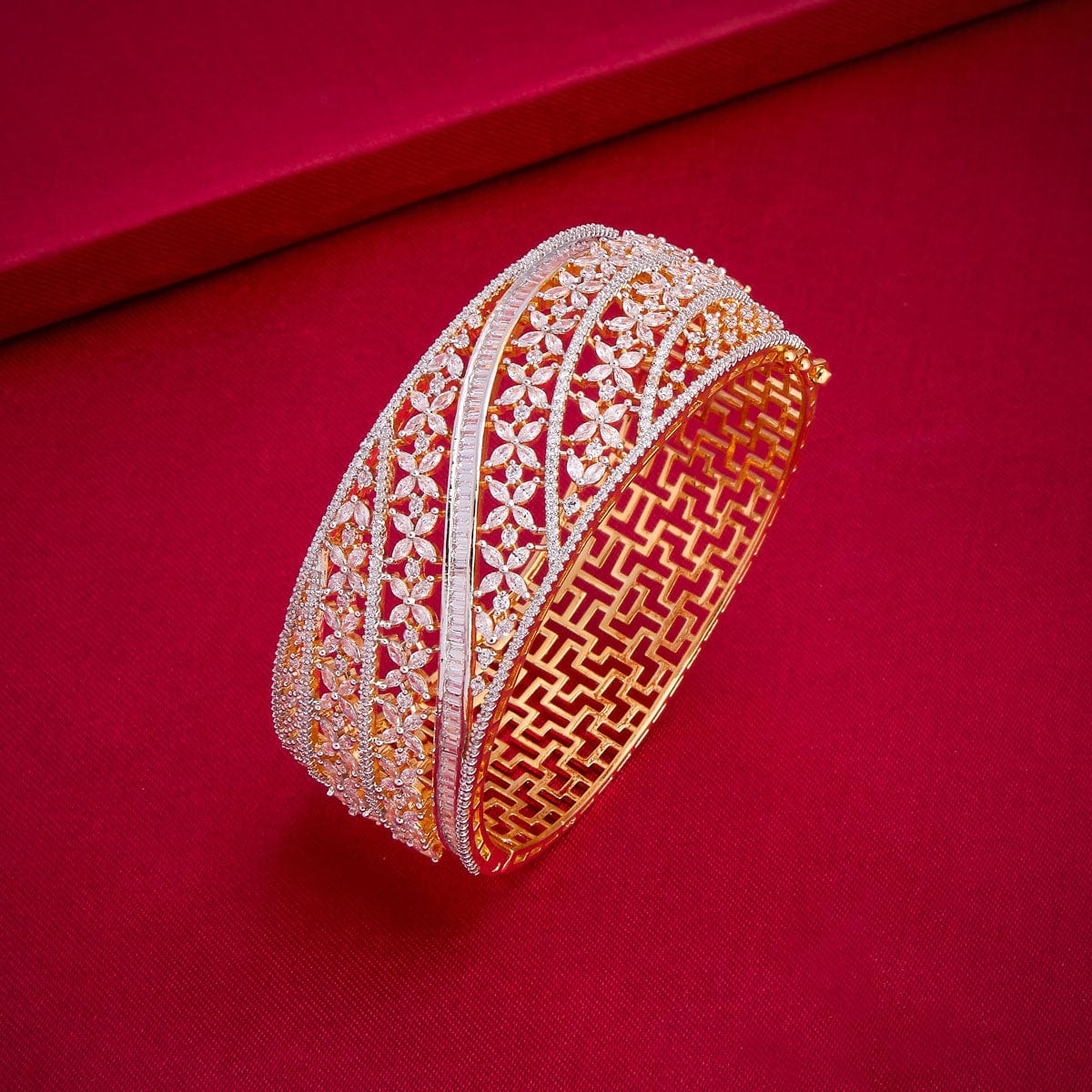 Zircon Kada Zircon Kada 187717