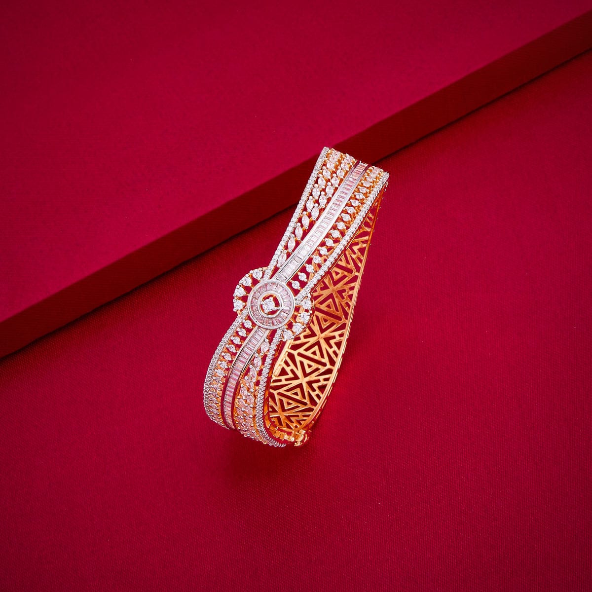 Zircon Kada Zircon Kada 187719