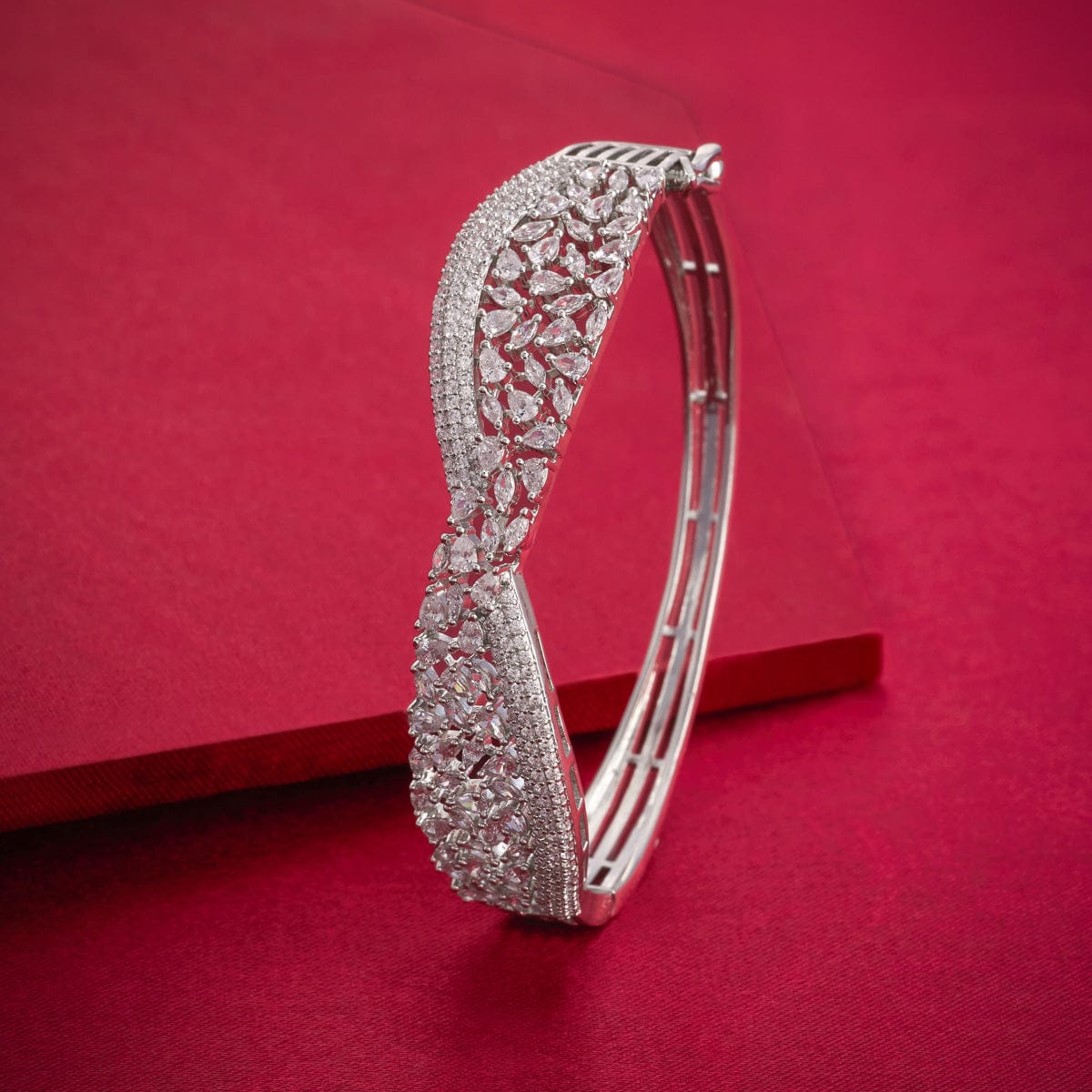 Zircon Kada Zircon Kada 188789