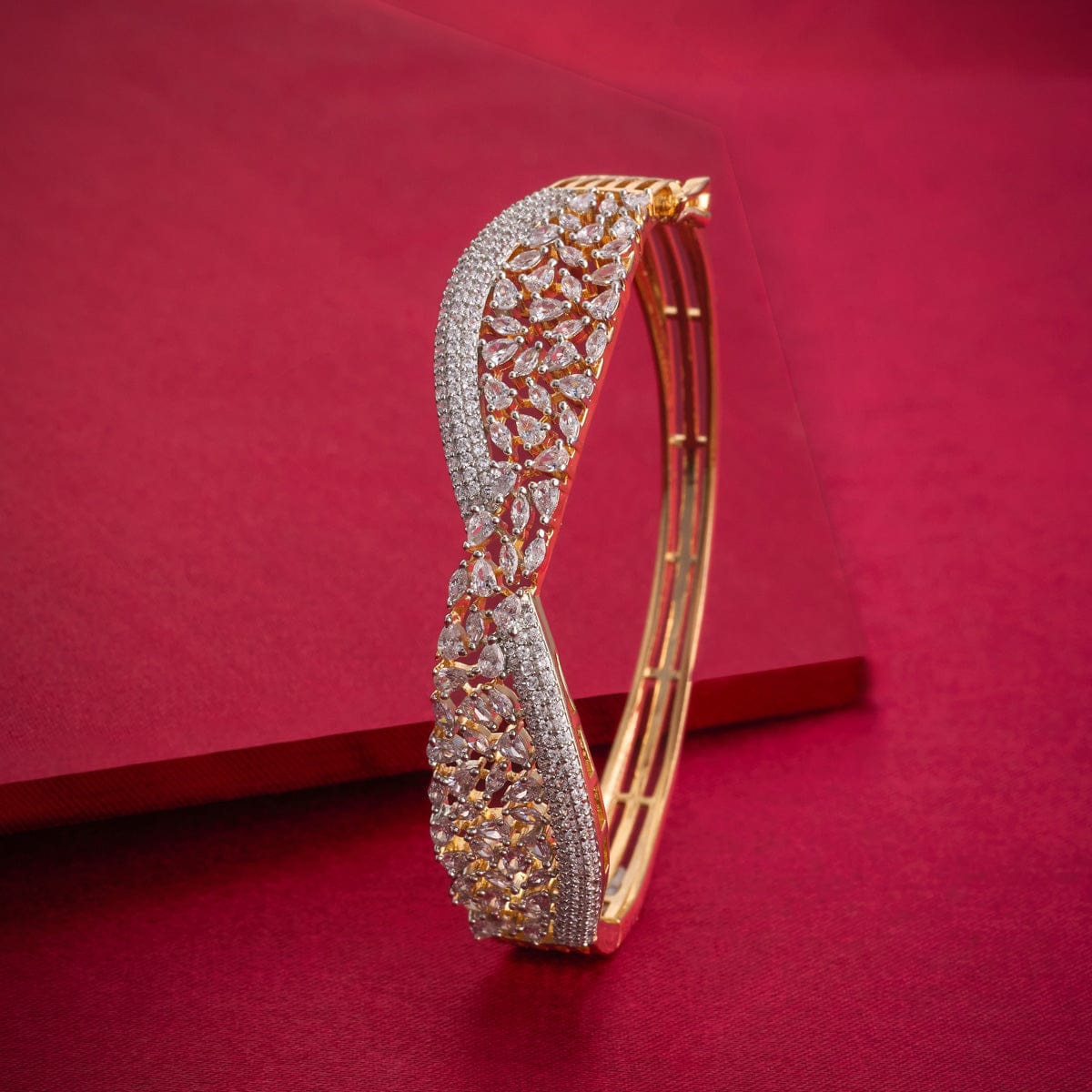 Zircon Kada Zircon Kada 188789