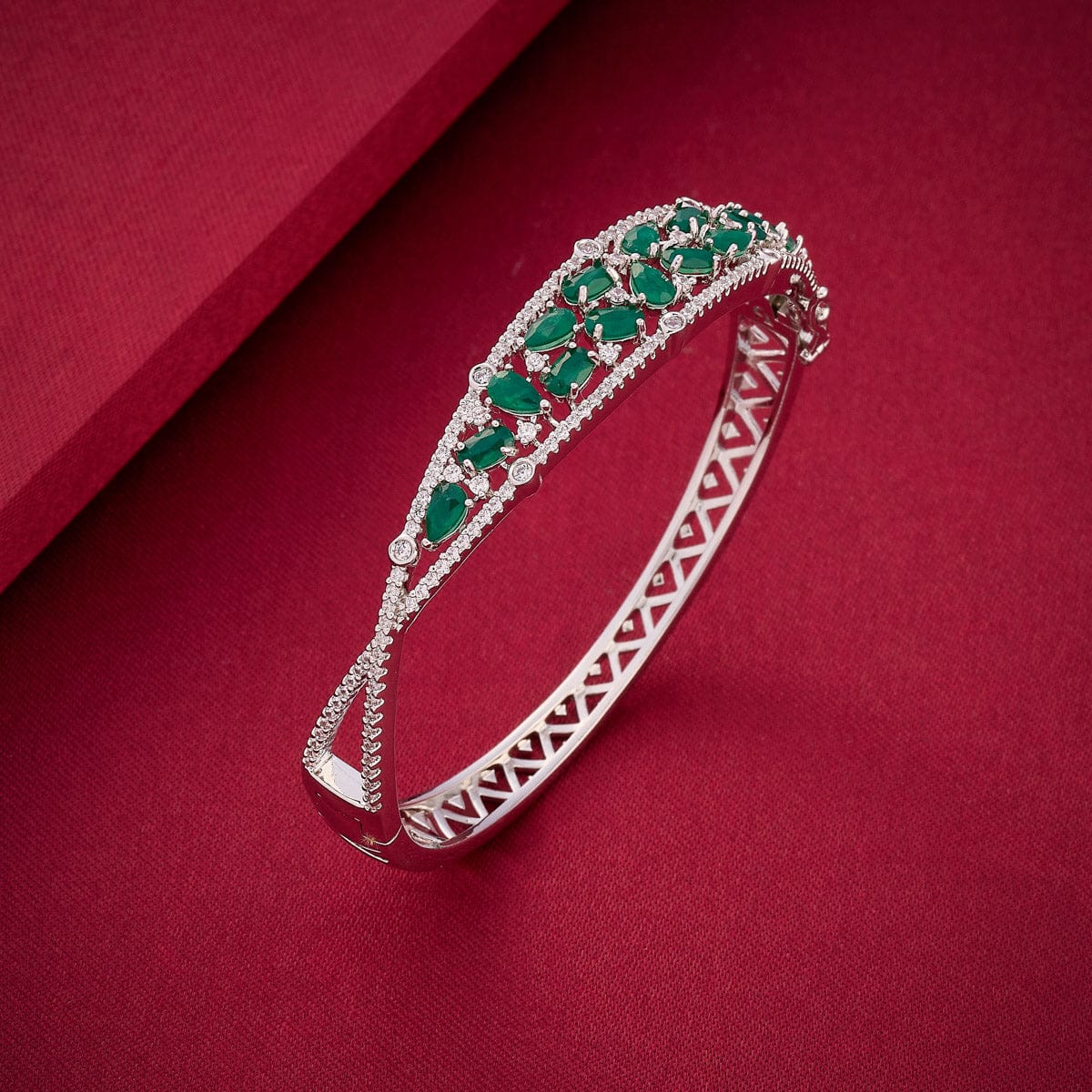 Zircon Kada Zircon Kada 189248