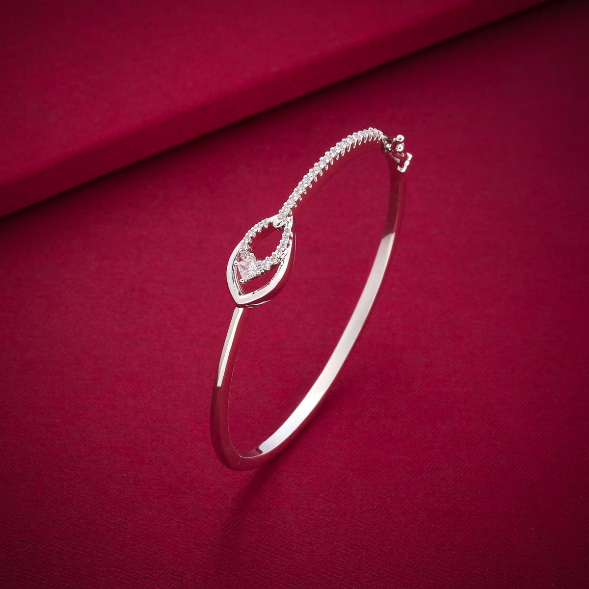 Zircon Kada Zircon Kada 189249