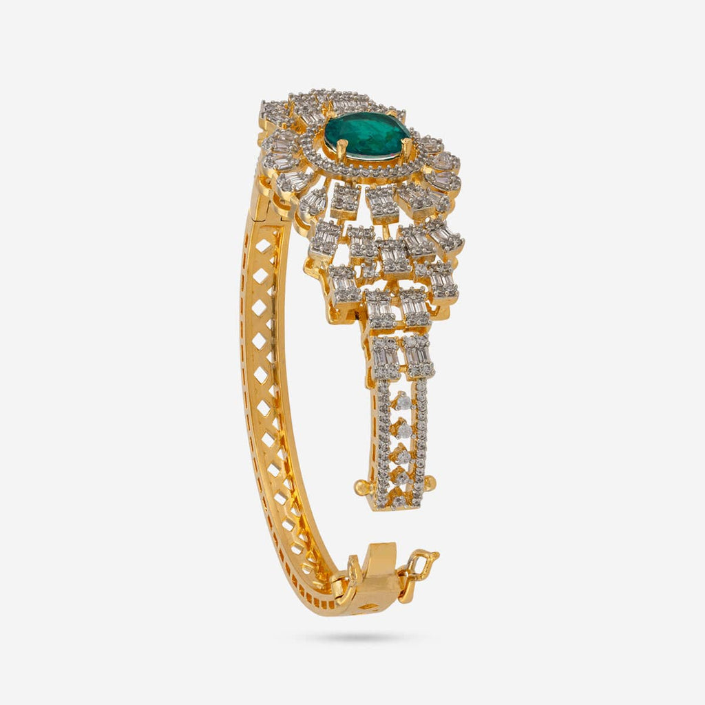 Zircon Kada Zircon Kada 190411