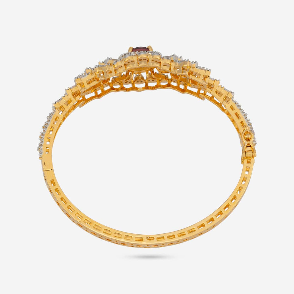 Zircon Kada Zircon Kada 190411