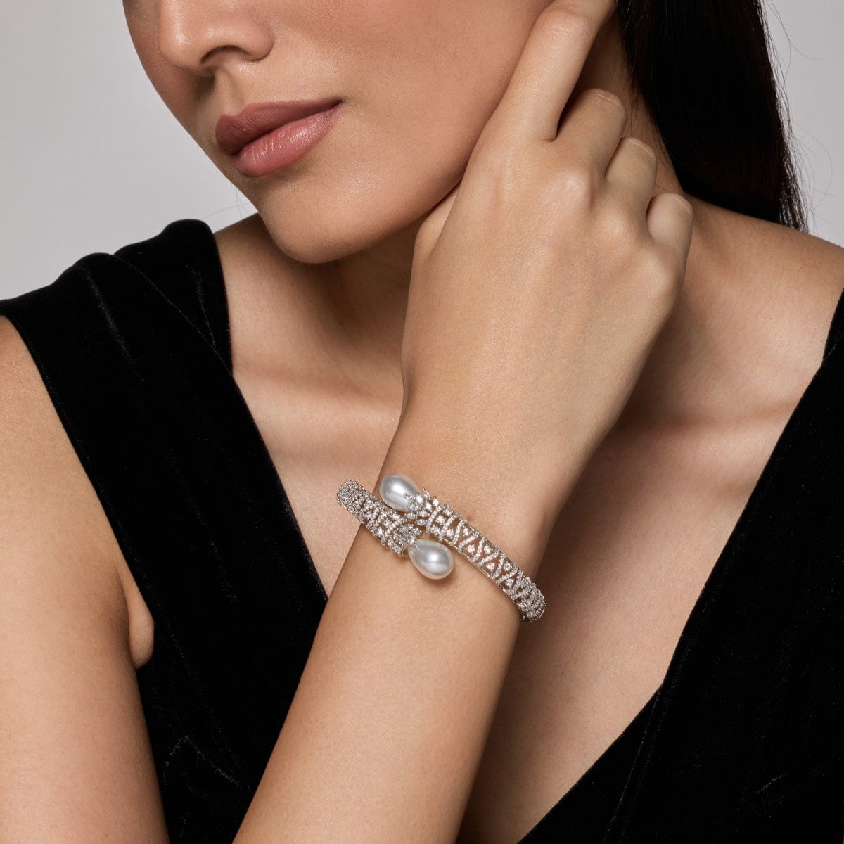 Zircon Kada Zircon Kada 190413