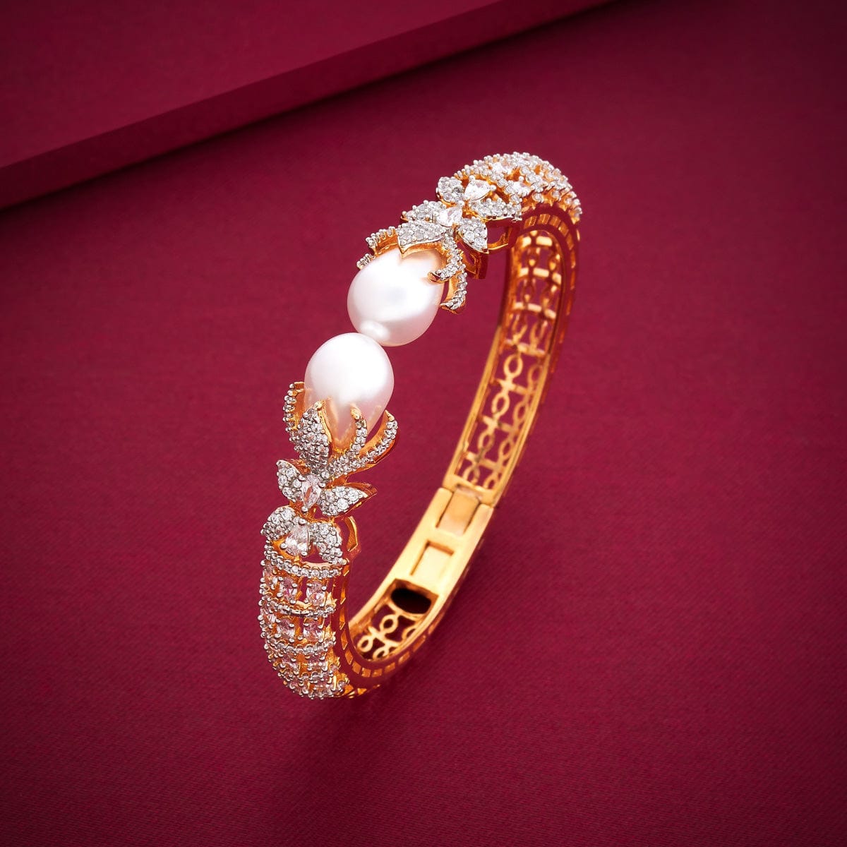 Zircon Kada Zircon Kada 190414