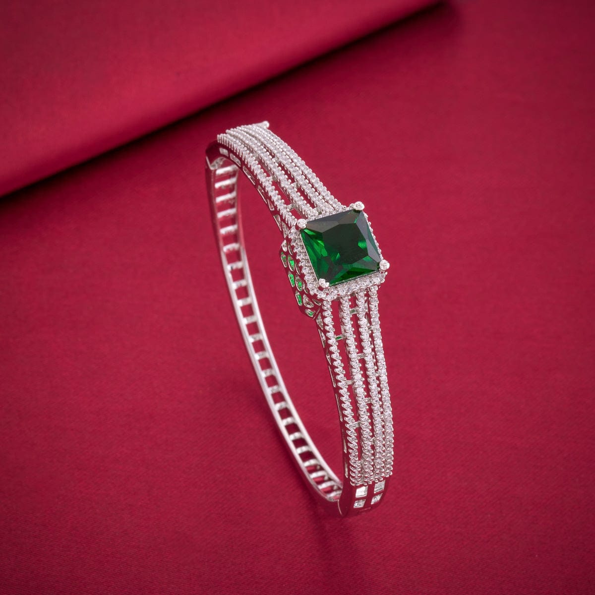 Zircon Kada Zircon Kada 190843