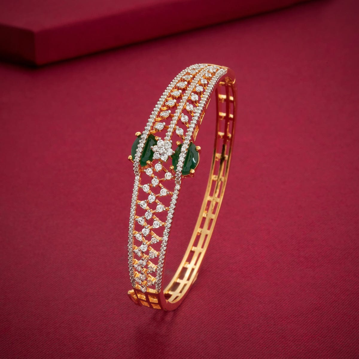 Zircon Kada Zircon Kada 190895