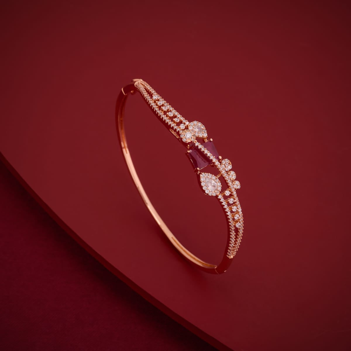 Zircon Kada Zircon Kada 190896