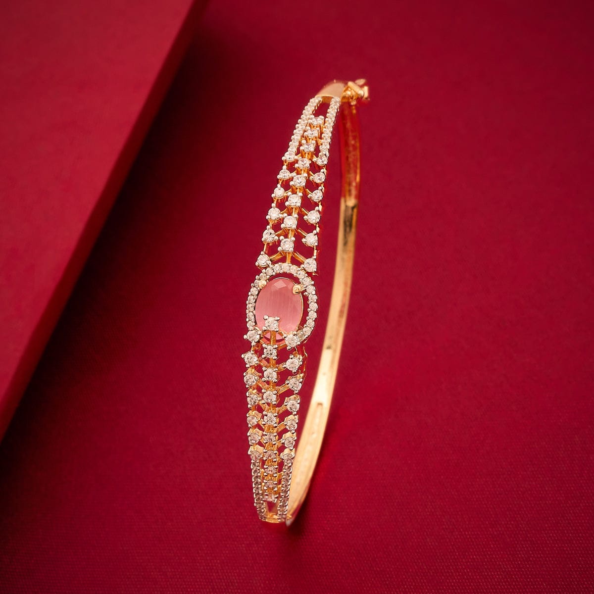 Zircon Kada Zircon Kada 190897