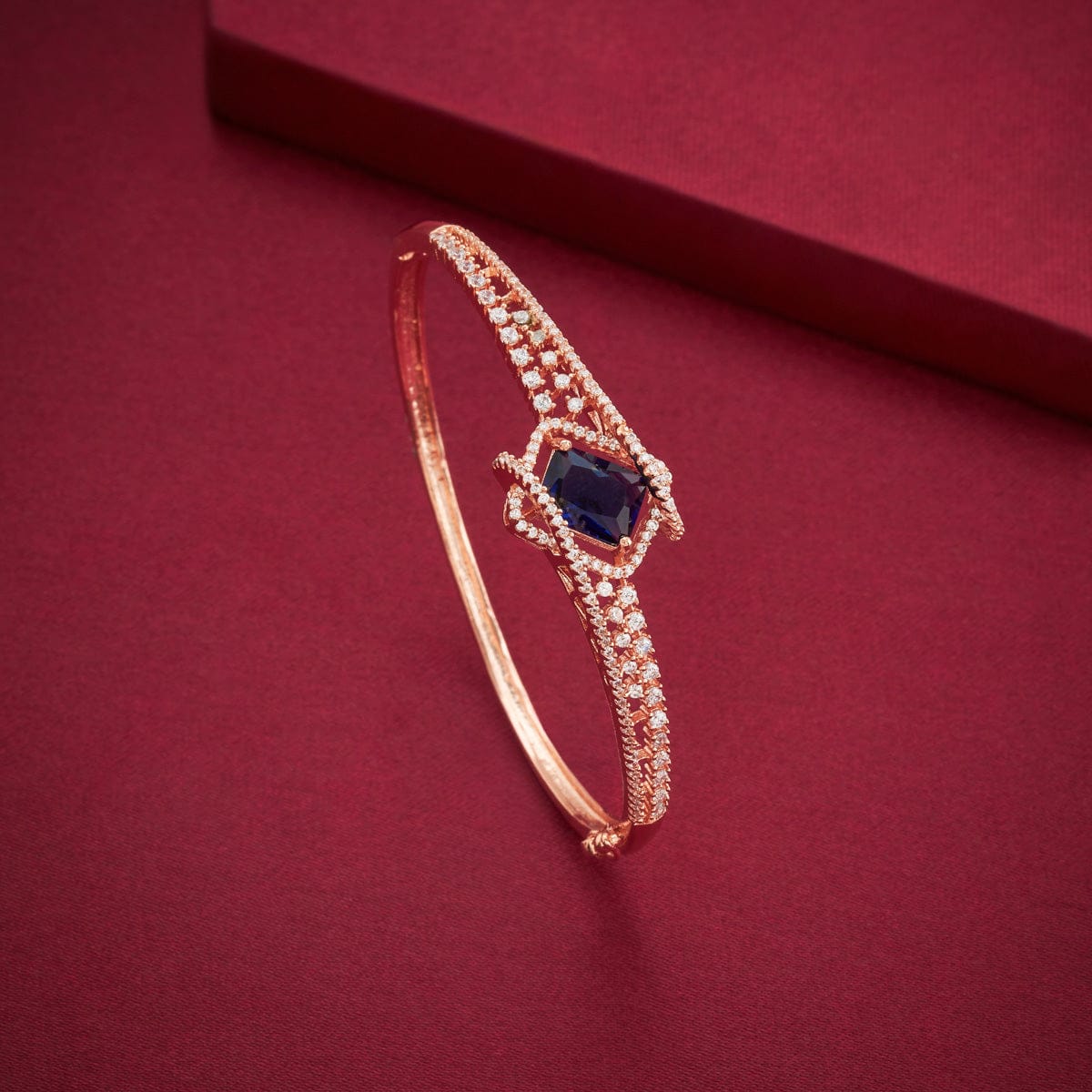 Zircon Kada Zircon Kada 190982