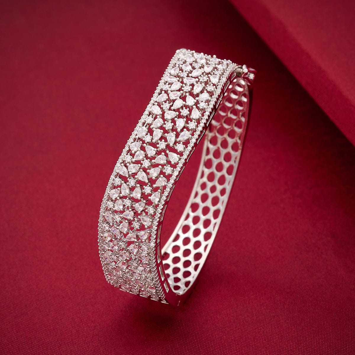 Zircon Kada Zircon Kada 191682