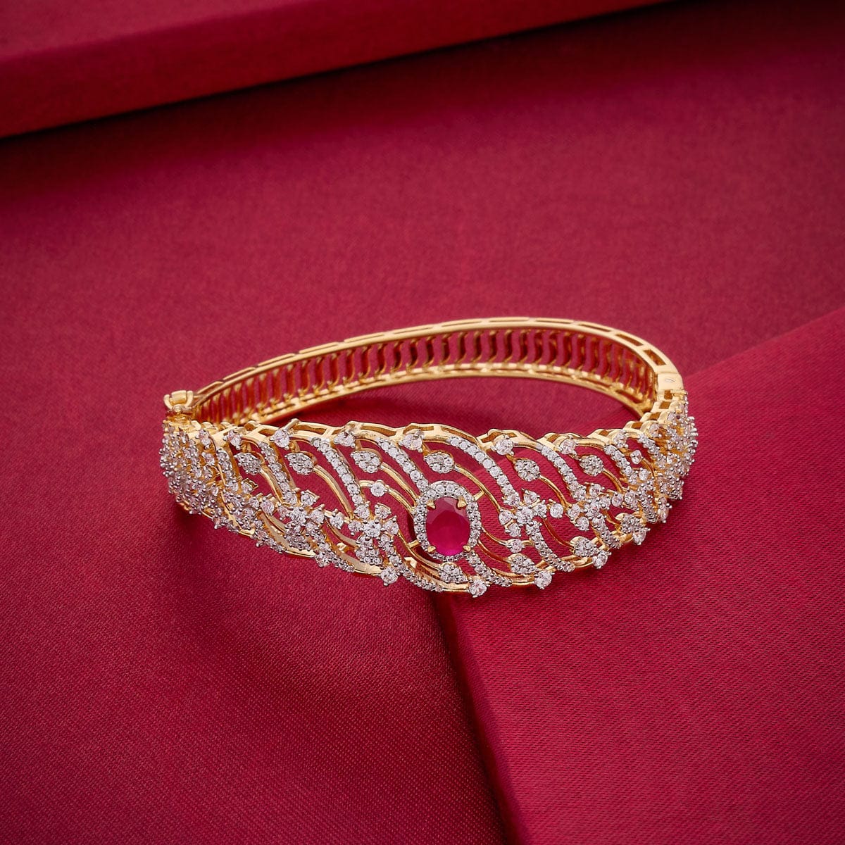 Zircon Kada Zircon Kada 191684