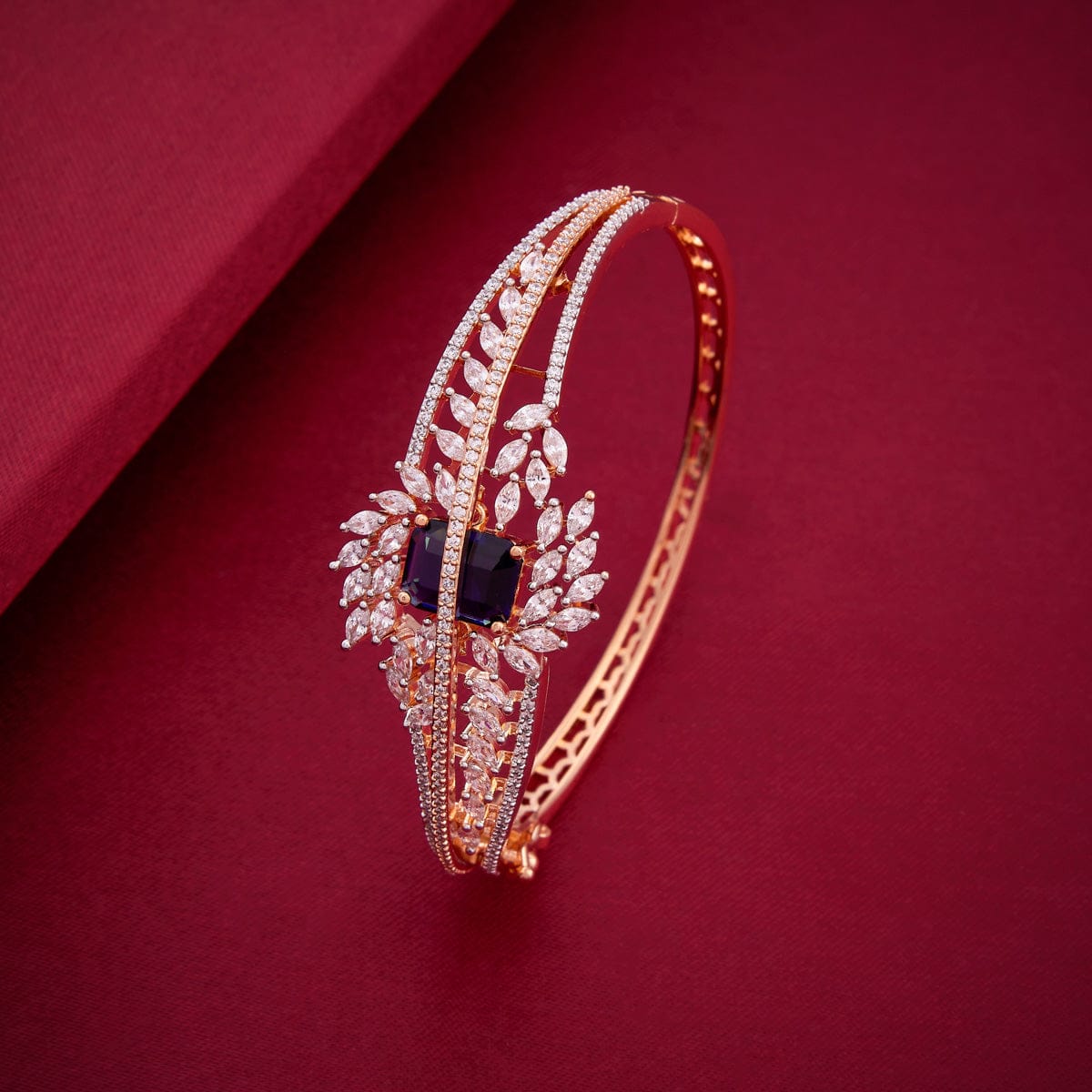 Zircon Kada Zircon Kada 191686