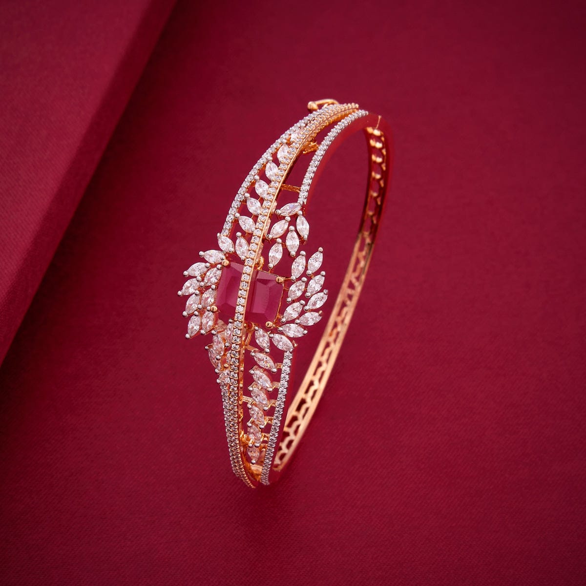 Zircon Kada Zircon Kada 191686